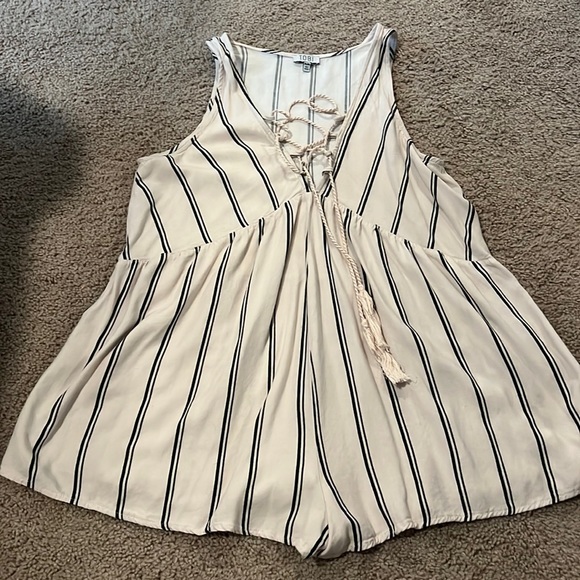 Summer/Spring Romper - Picture 1 of 1